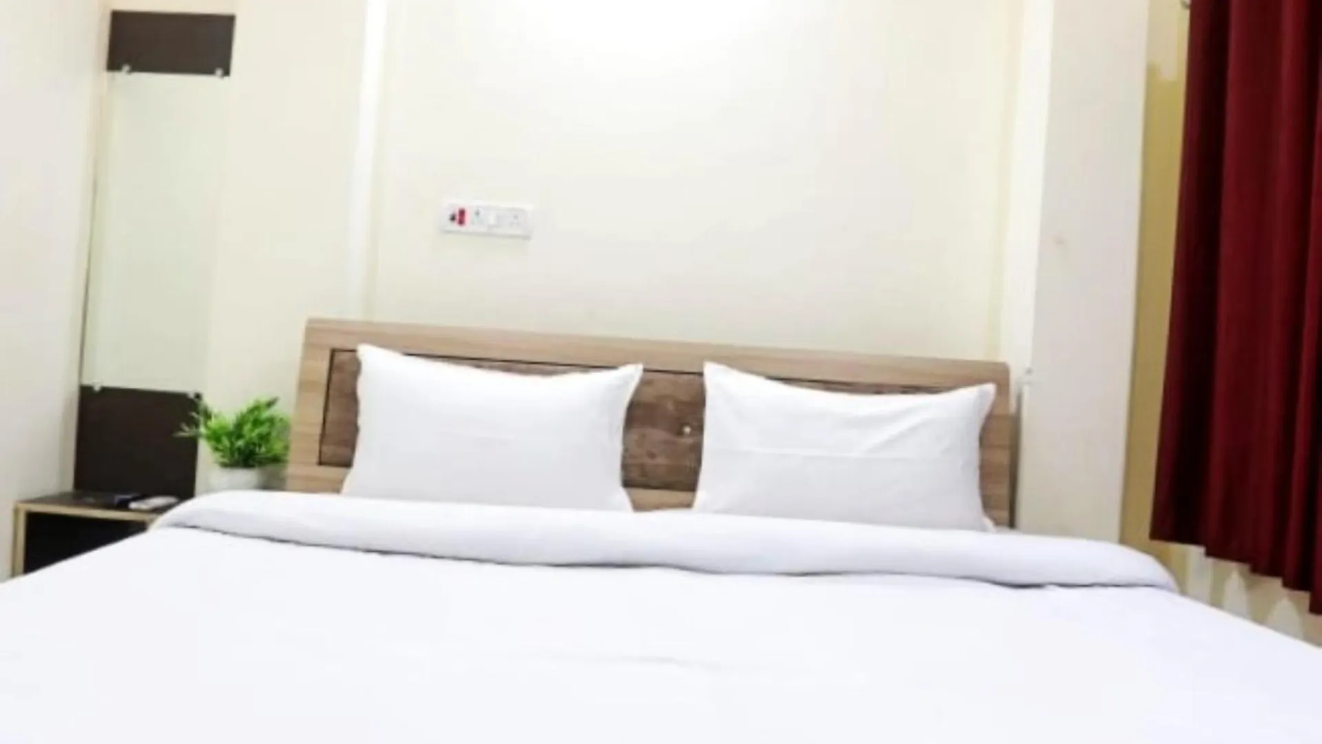 Hotel New Kashi Residency Varanasi Its Fully Ac Or Non Ac Room