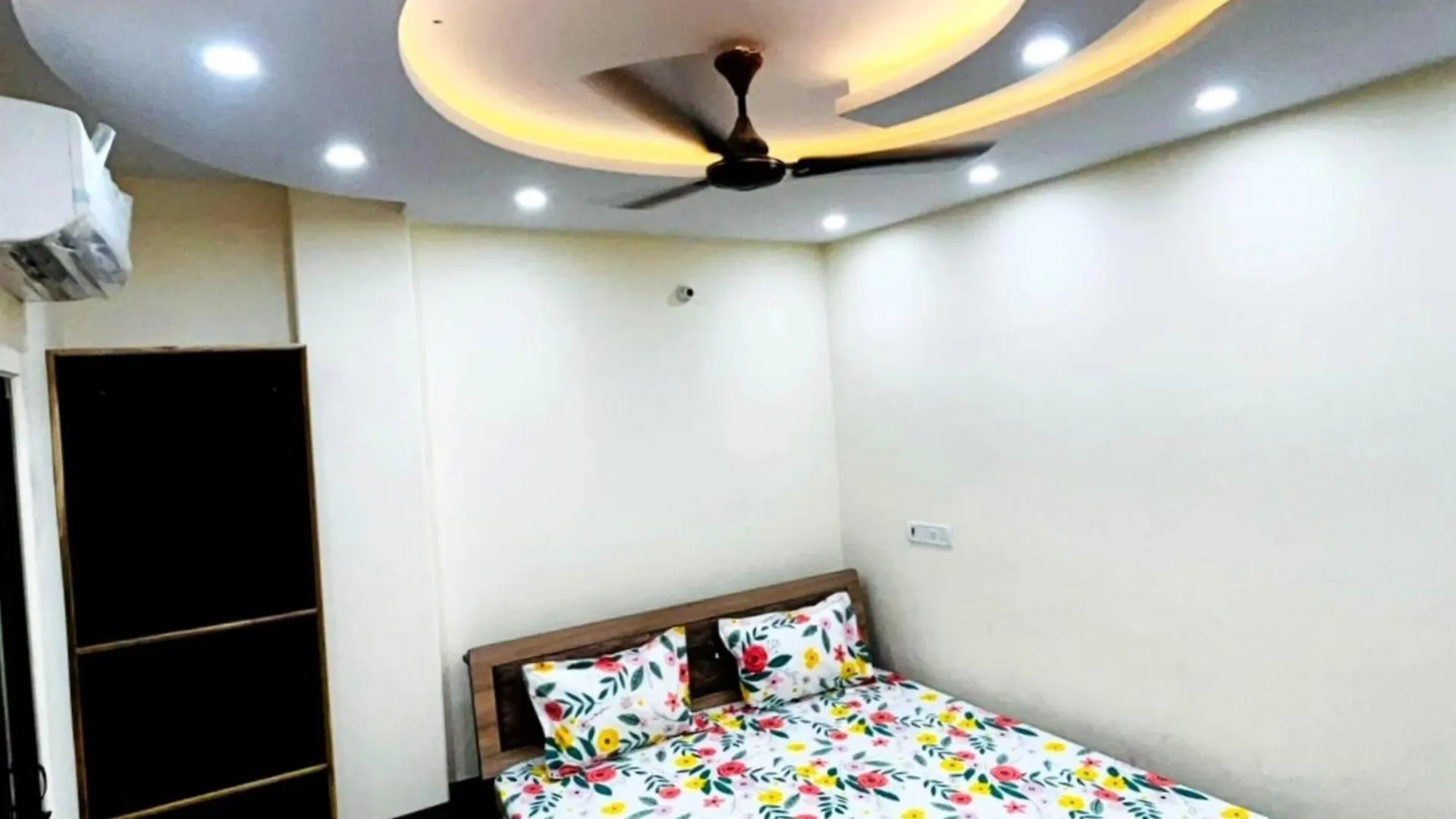 Hotel New Kashi Residency Varanasi Its Fully Ac Or Non Ac Room
